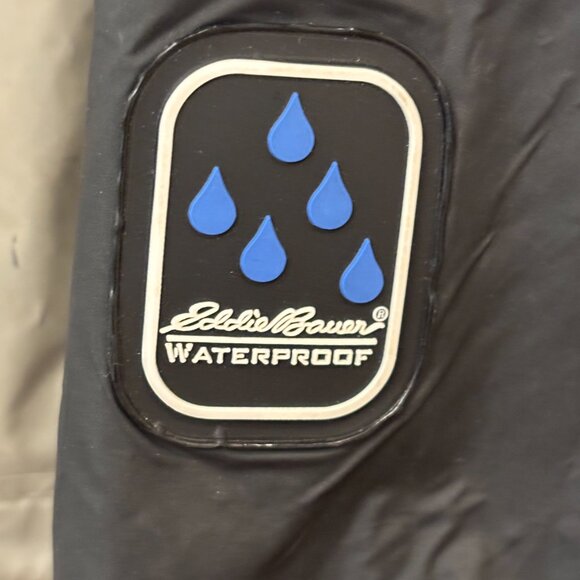 Eddie Bauer Large (L) Green and Black Heavy Duty Rain Jacket (NO ZIPPER) - Picture 5 of 8